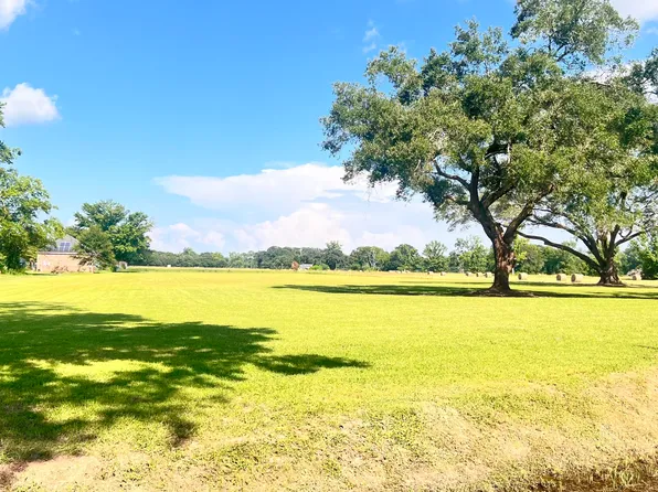 Begnaud Rd, Sunset, LA 70584