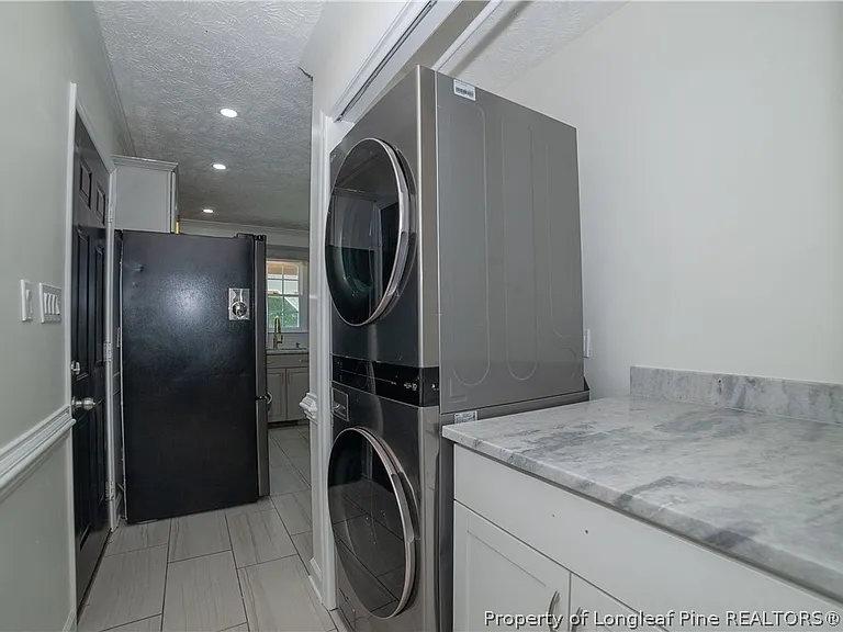 6317 Nakoma Way — Photo 15