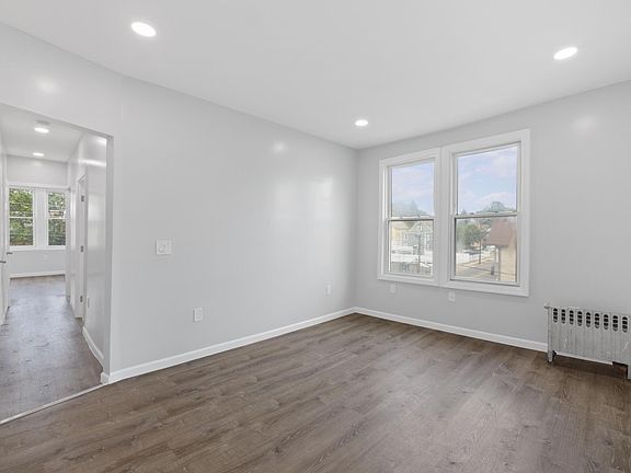 3rd image of 217 Belleville Ave Floor 3