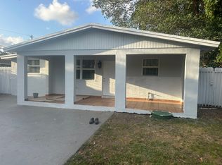 180 NE 169th St, North Miami Beach, FL 33162