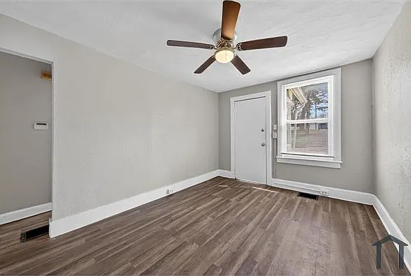 5635 Hodiamont Ave — Photo 5
