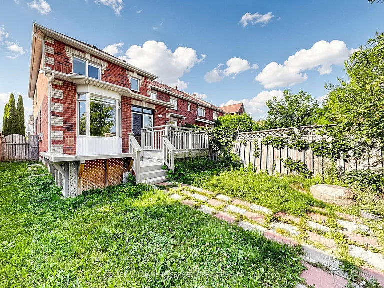 45 Cameo Dr — Photo 39