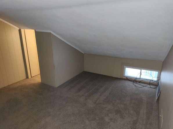 211 Pleasant St APT C