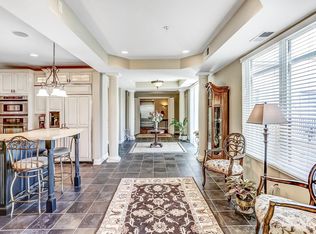 1070 Grandview Ct NE APT 405, Columbia Heights, MN 55421