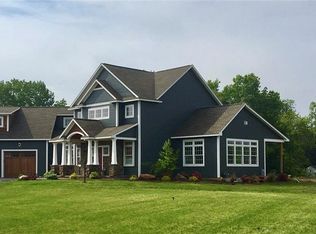 7716 Longbow Way, Baldwinsville, NY