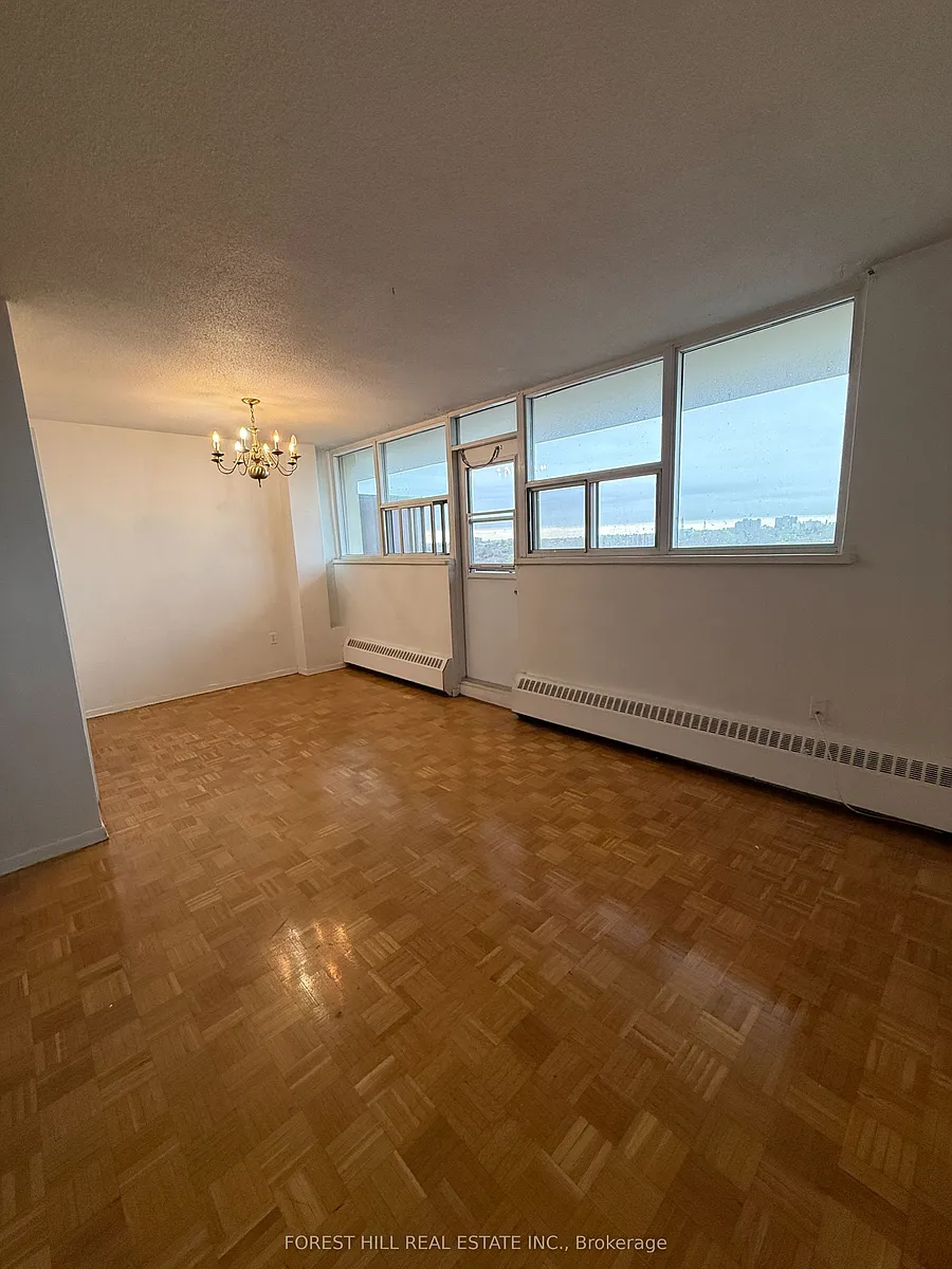 Building Photo - 161 Oakwood Ave #902