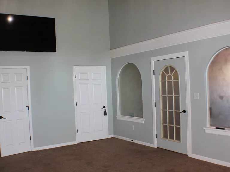 80B Willow Lake Loop #B — Photo 3