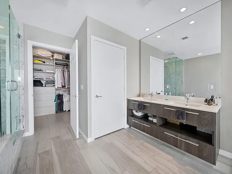 480 NE 31st St #1402 — Photo 20