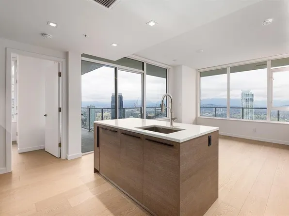 6383 McKay Ave #3307, Burnaby, BC V5H 0H8