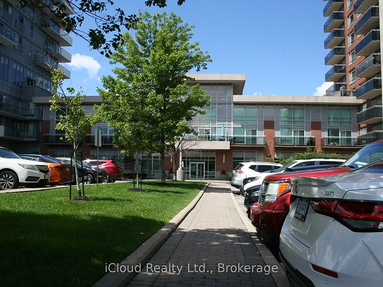 215 Queen St E #2001 — Photo 7