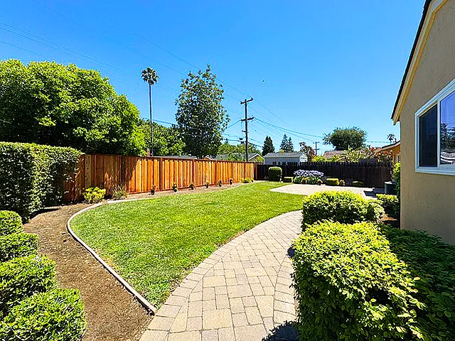 4149 Lemoyne Way — Photo 11