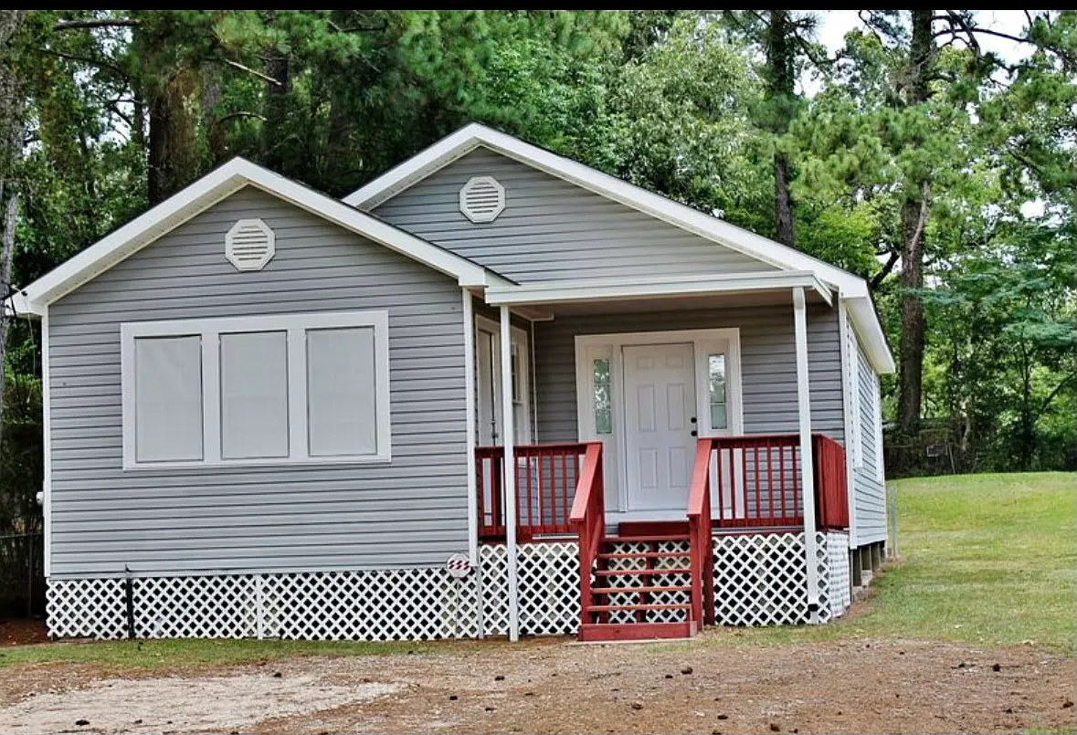 533 Rubin Dr — Photo 1
