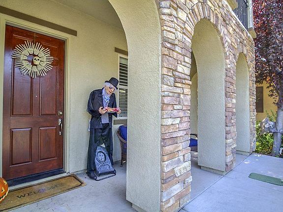 4th image of 2723 Pennefeather Ln