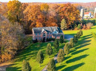 88 Albrecht Ct, Morgantown, PA 19543