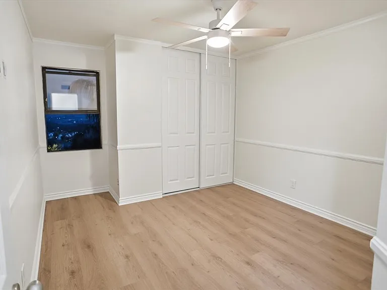 24124 Mentry Dr — Photo 15