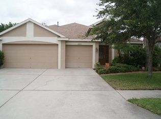 12027 Northumberland Dr, Tampa, FL 33626