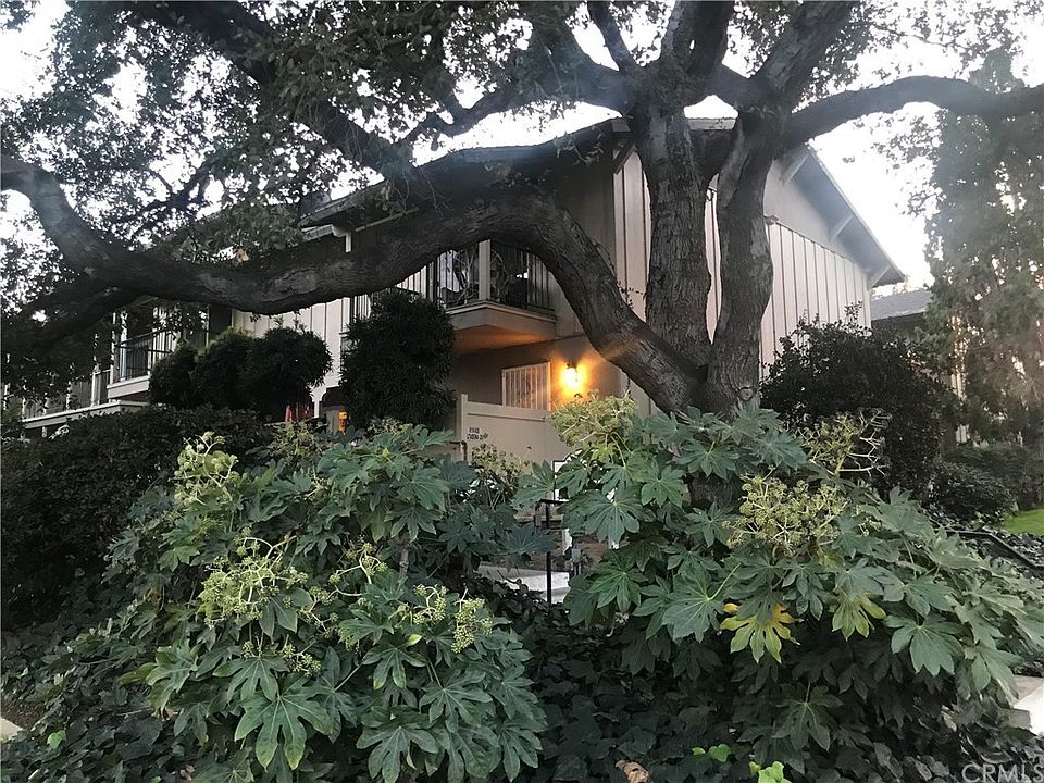 1st image of 835 N Altadena Dr
