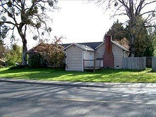 3rd image of 1043 Kokanee Ln