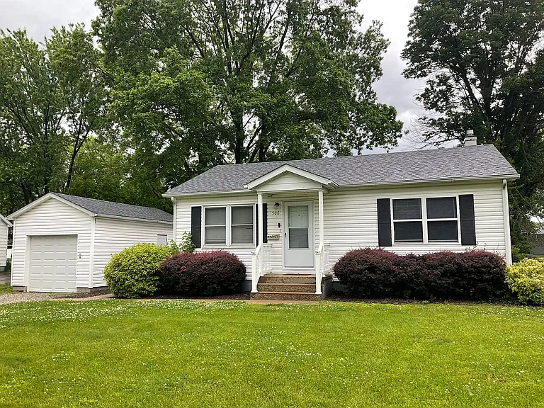 506 E Jefferson St — Photo 1