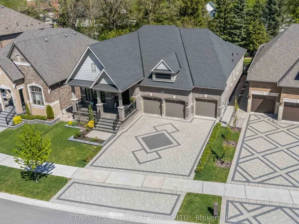 18 Mumberson St, Innisfil, ON L0L 1L0