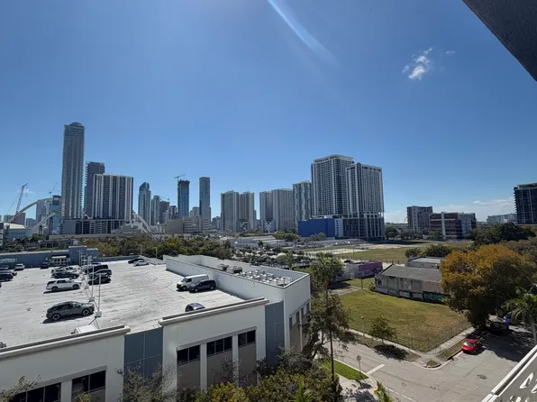 275 NE 18th St, Miami, FL