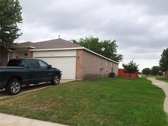2nd image of 2033 Apple Dr