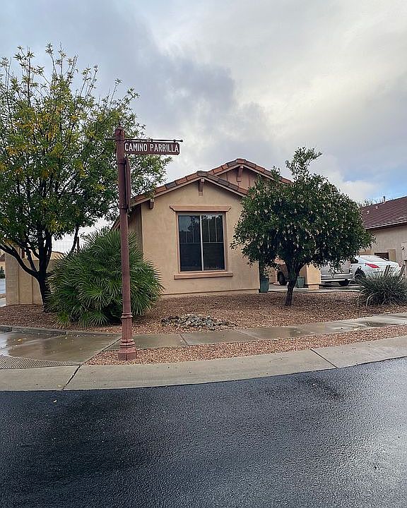 1st image of 572 W Camino Parrilla