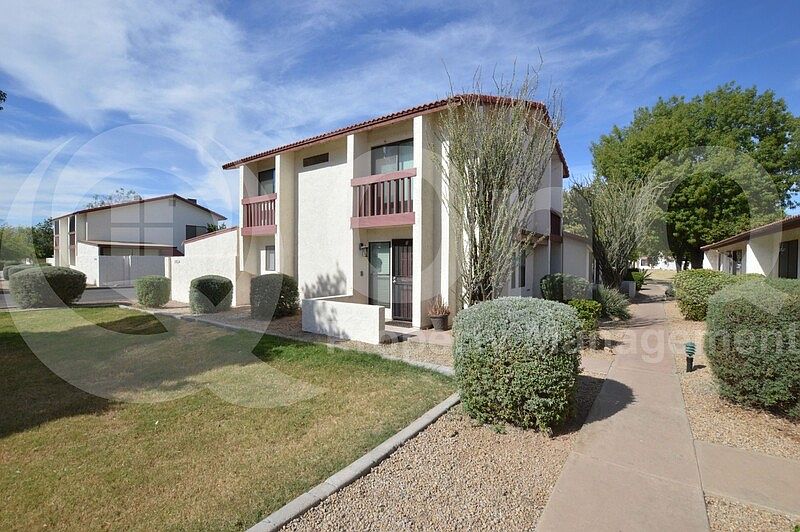 1st image of 2834 E Beck Ln Unit 2