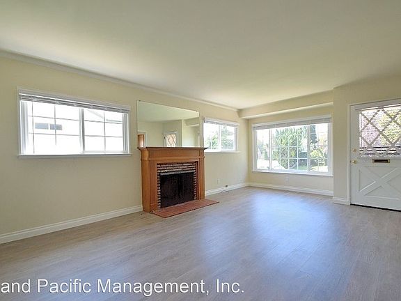 2nd image of 1408 Cota Ave