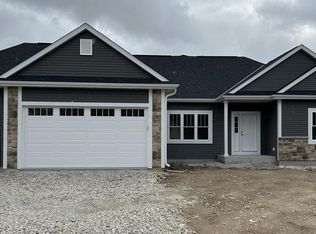 11699 W Ryan Rd, Franklin, WI 53132