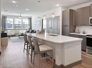 Avenue on Oakland, Oakland, FL 34760