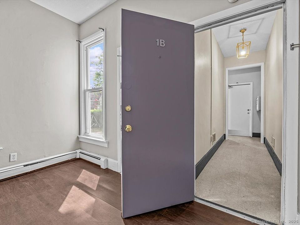 1st image of 133 Davenport Ave APT 1B