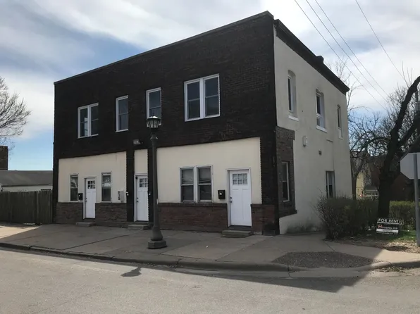 217-219 Bates Ave