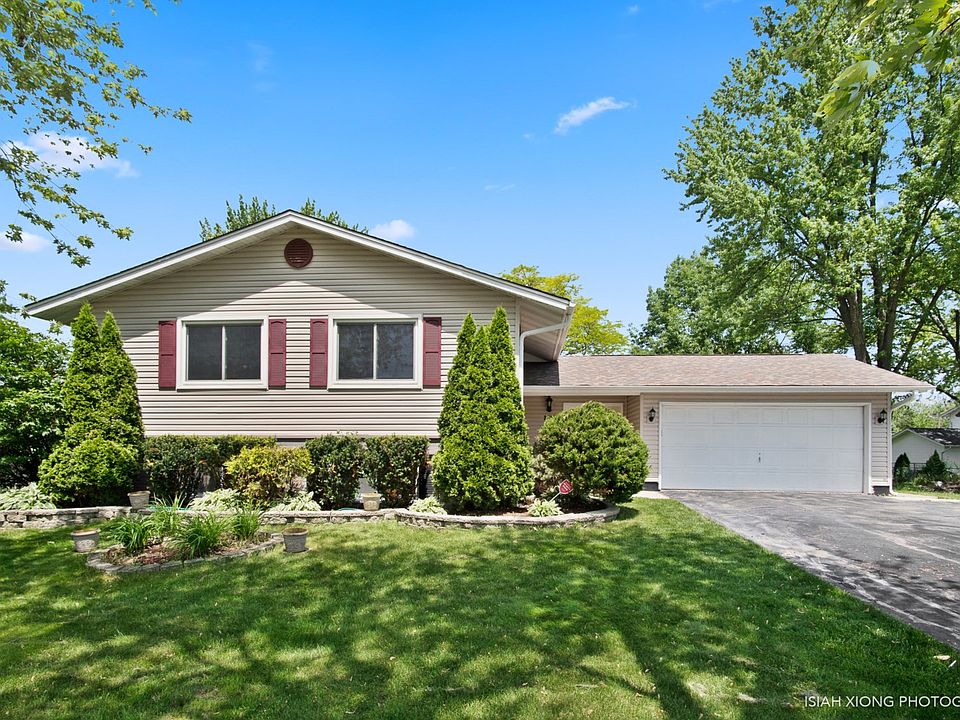 1st image of 2518 Mitchell Dr