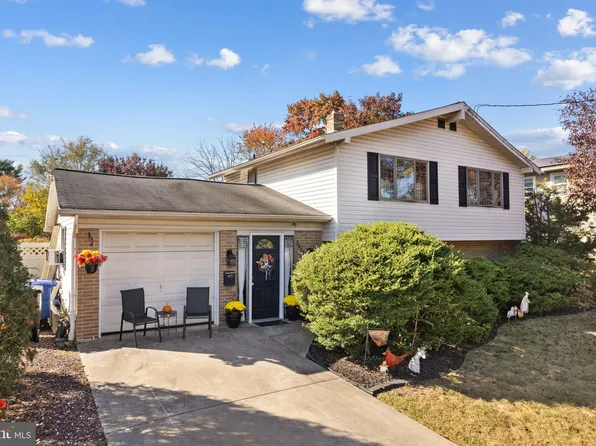 2413 Arden Rd, Cinnaminson, NJ 08077