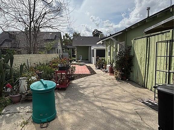 5th image of 3297 N Pershing Ave #2