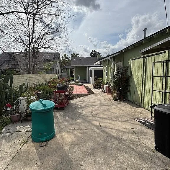 3297 N Pershing Ave #2 — Photo 5