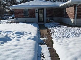 1401 Geneva St, Aurora, CO 80010