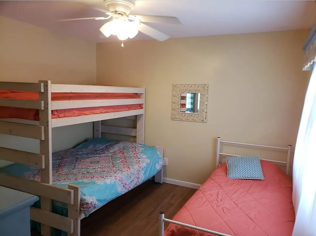 2 bed, 850 sqft, $1,800 — Photo 4