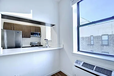 Rented by Urbane Brokerage