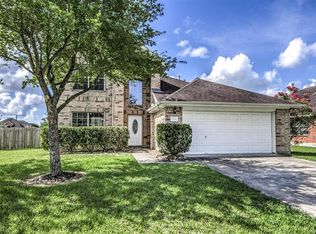 3226 Rippling Falls Ln, Dickinson, TX 77539