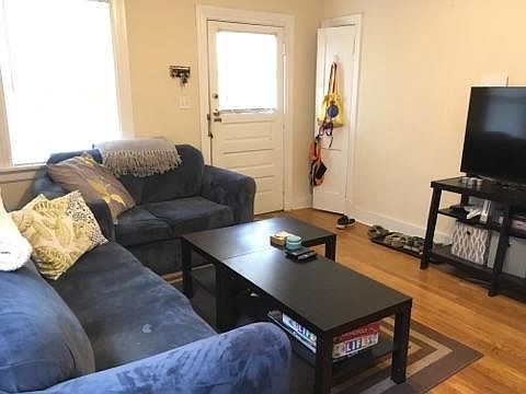 2nd image of 3414 Grayland Ave