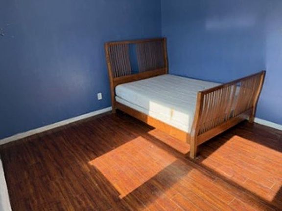 4th image of 52 Welton Road