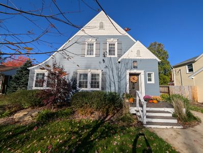 408 Grant St, Bettendorf, IA, 52722