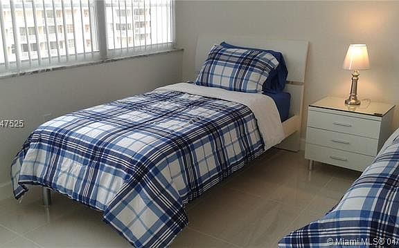 4th image of 18021 Biscayne Blvd APT 1202