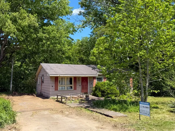 799 Evergreen St, Dresden, TN 38225