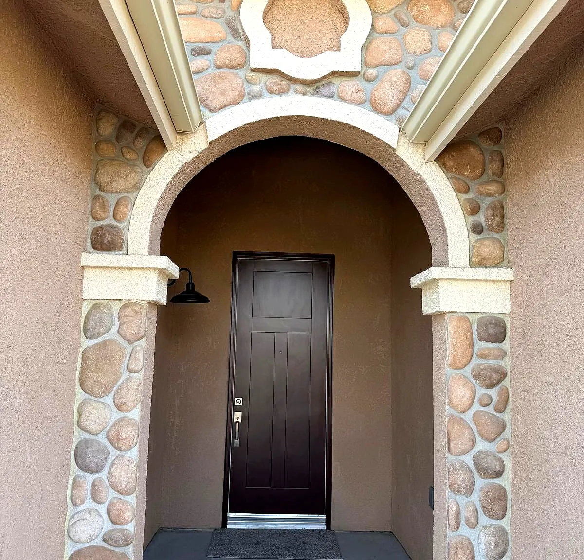 4 bed, 2232 sqft, $3,199 — Photo 2