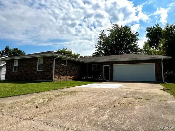 311 Westview St, Palmyra, MO 63461