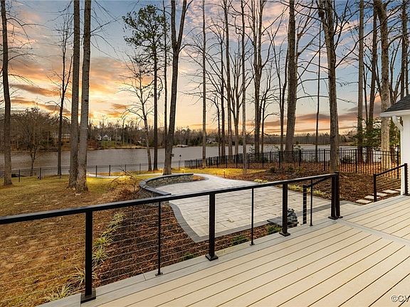 2nd image of 8430 Kintail Dr