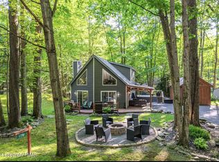 176 Towanda Trl, Pocono Lake, PA 18347